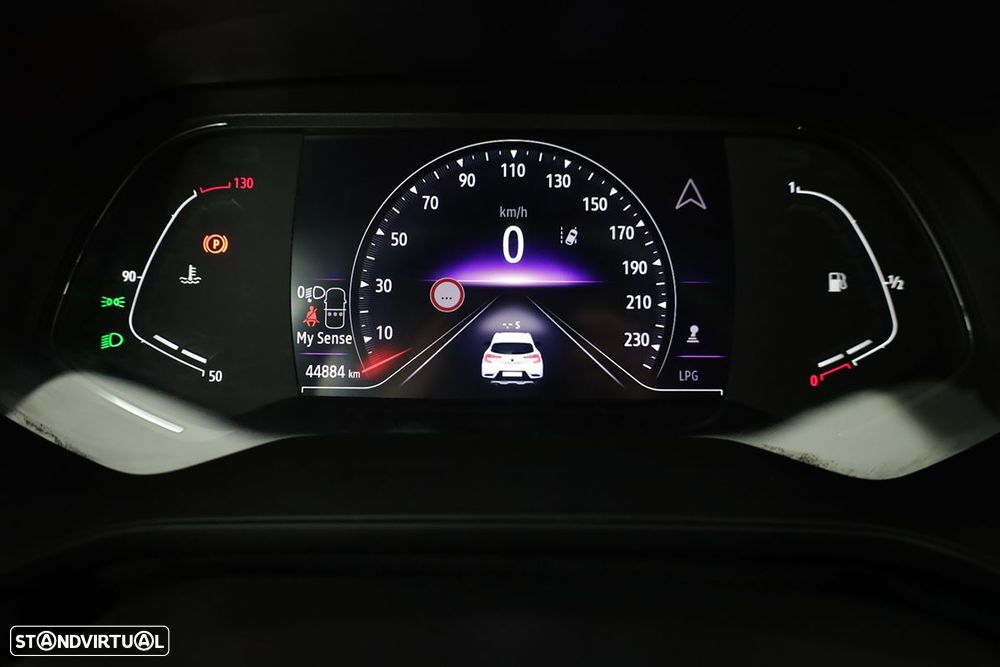 Renault Captur 1.0 TCe Techno Bi-Fuel — fotografia 16