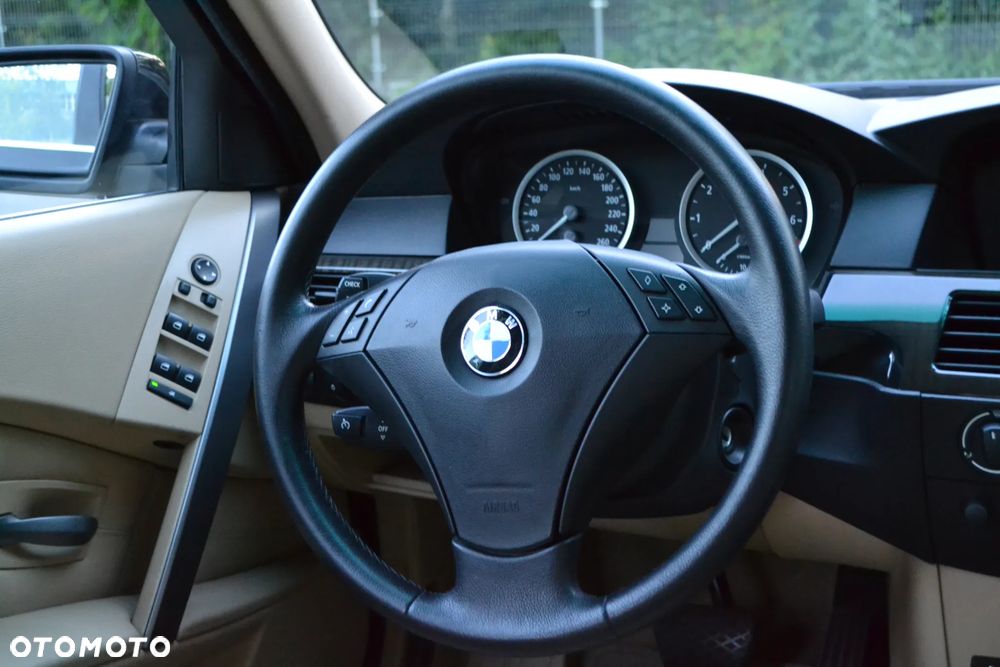 BMW Seria 5 - 23