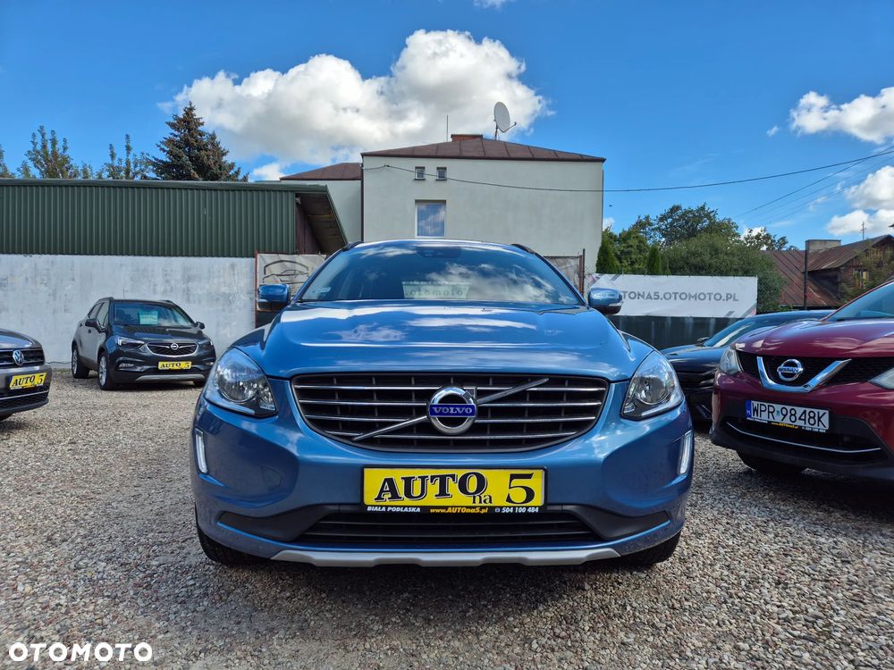 Volvo XC 60 D3 Drive-E Momentum - 1