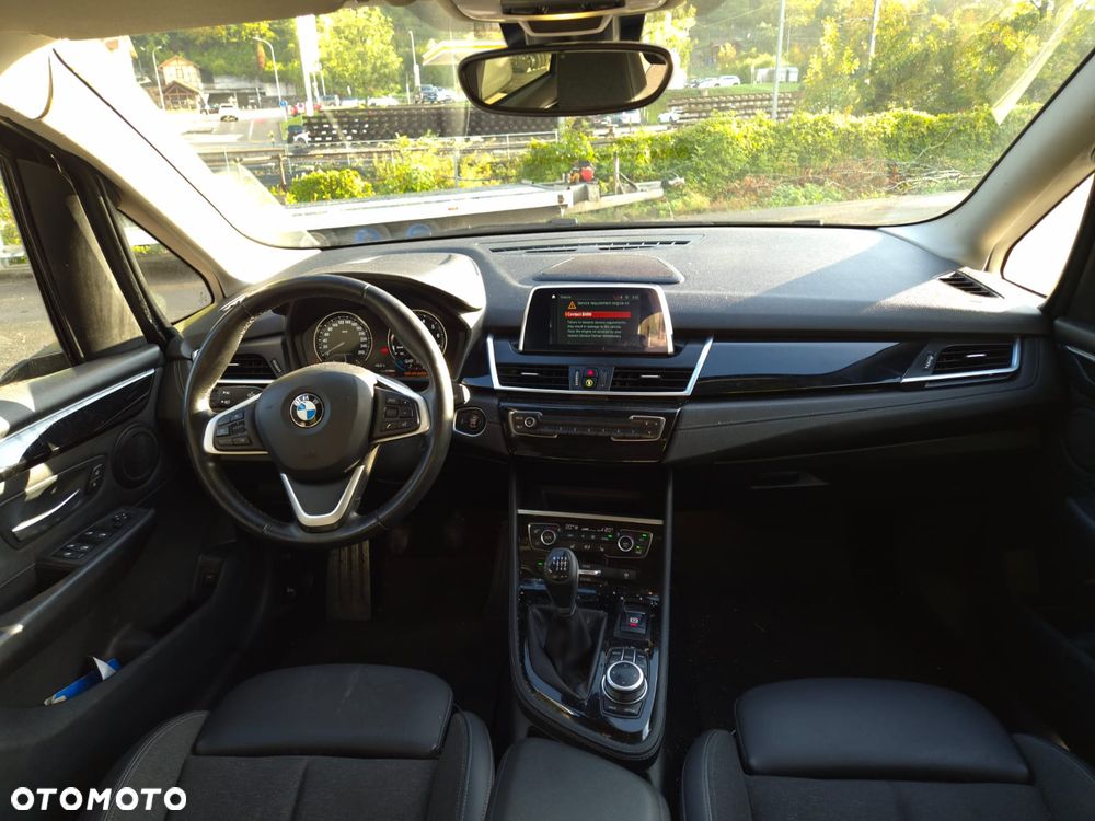 BMW Seria 2 216i - 12