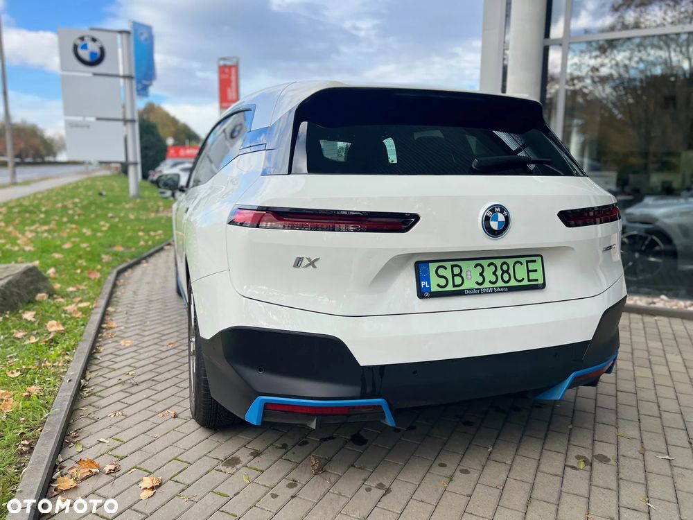 BMW iX xDrive40 76.6kWh - 6
