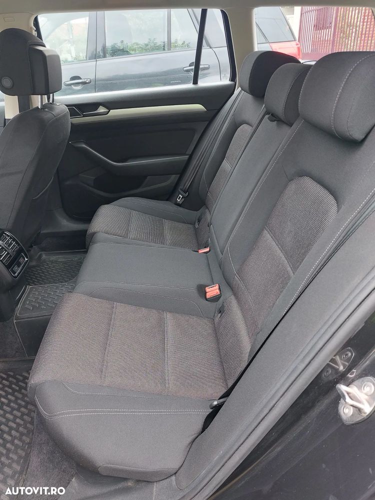 Volkswagen Passat Variant 2.0 TDI (BlueMotion Technology) Comfortline - 18