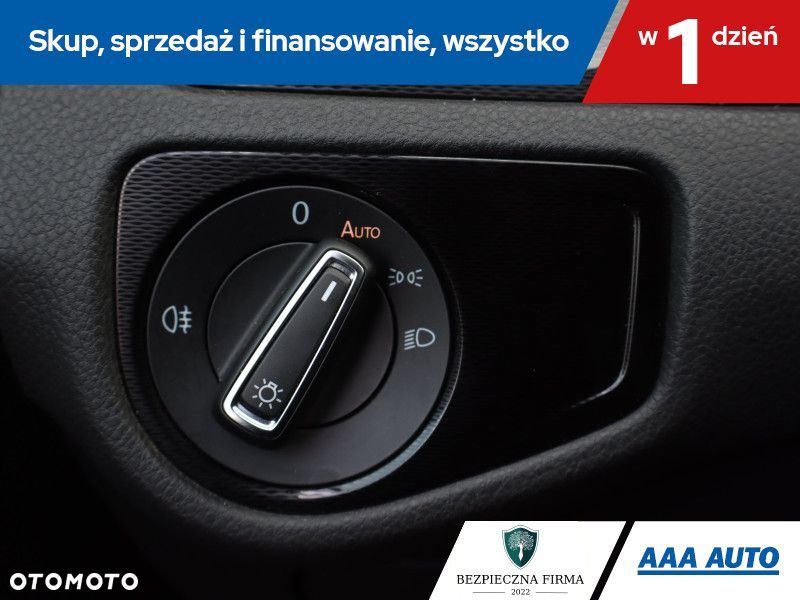 Volkswagen Golf Variant - 18