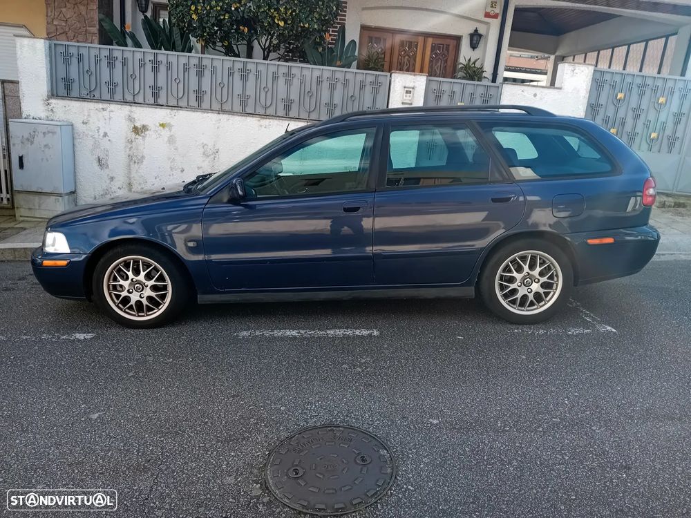 Volvo V40 1.9 D CR - 6