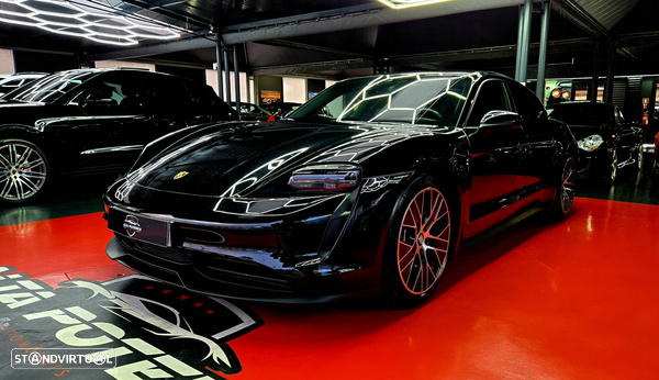 Porsche Taycan Sport Turismo Standard