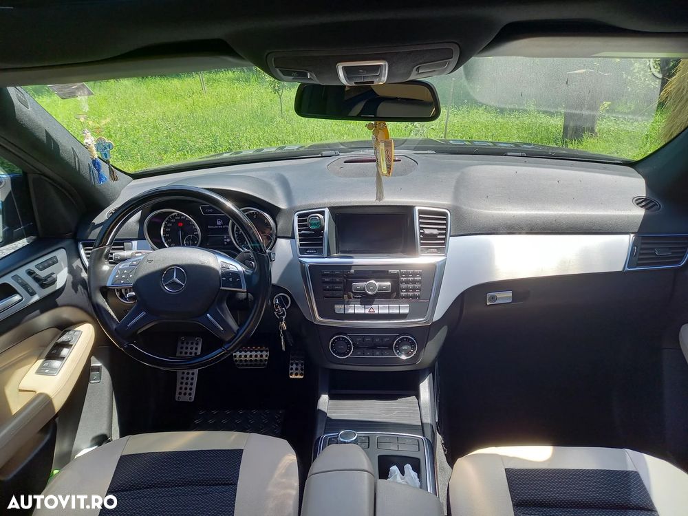 Mercedes-Benz ML 250 BlueTEC 4MATIC Aut - 23