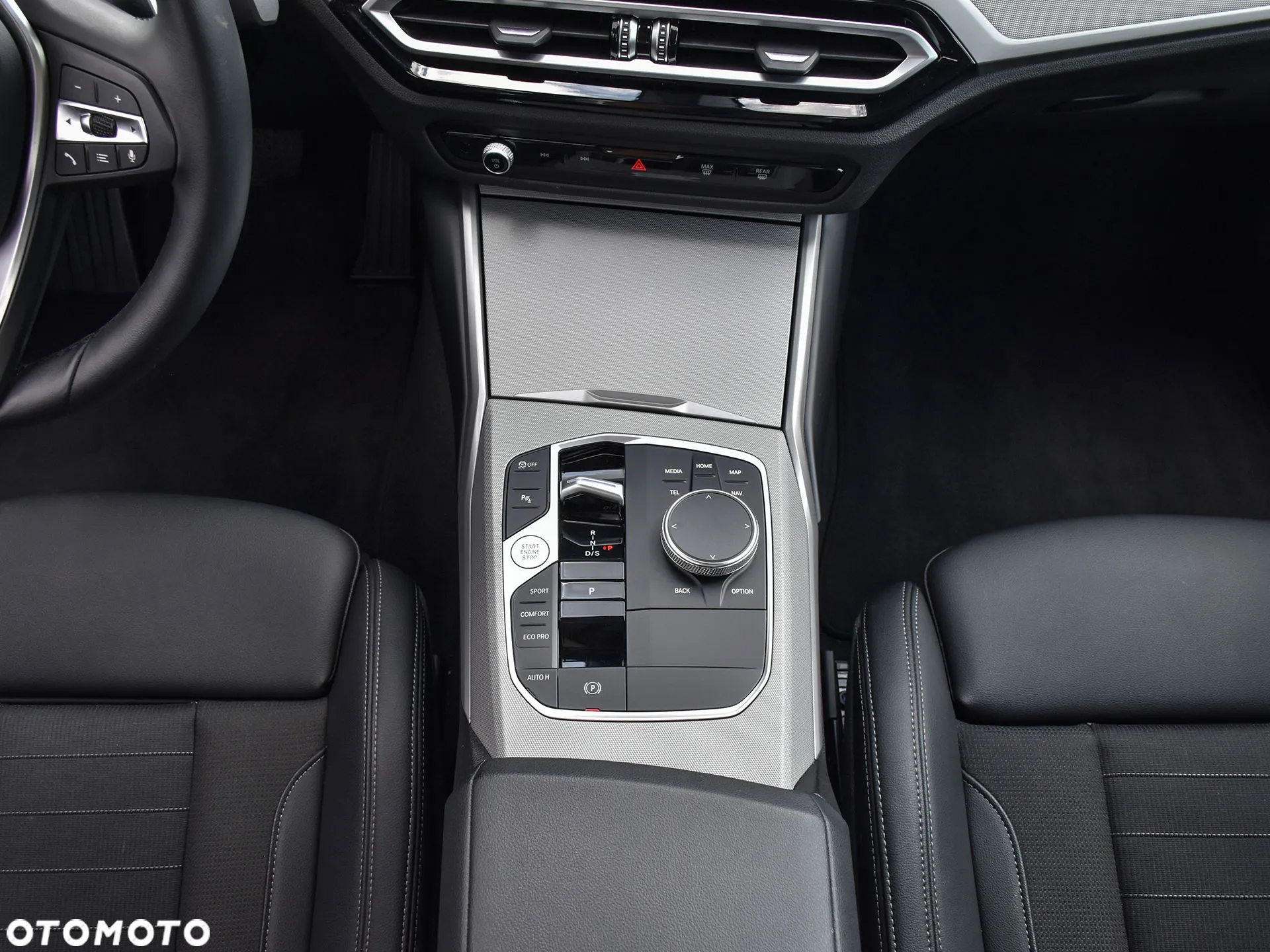 BMW Seria 3 318d - 27