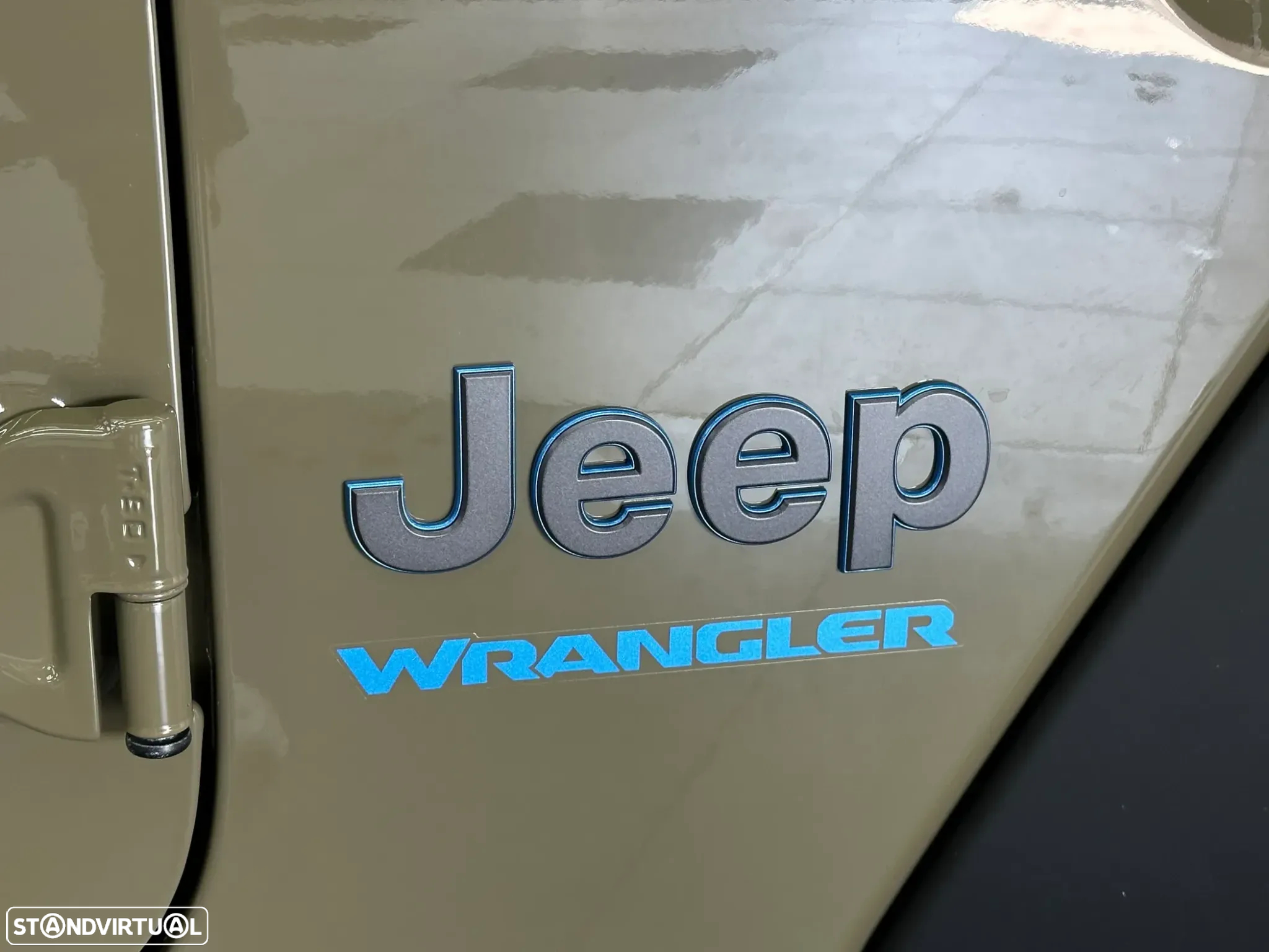 Jeep Wrangler - 11