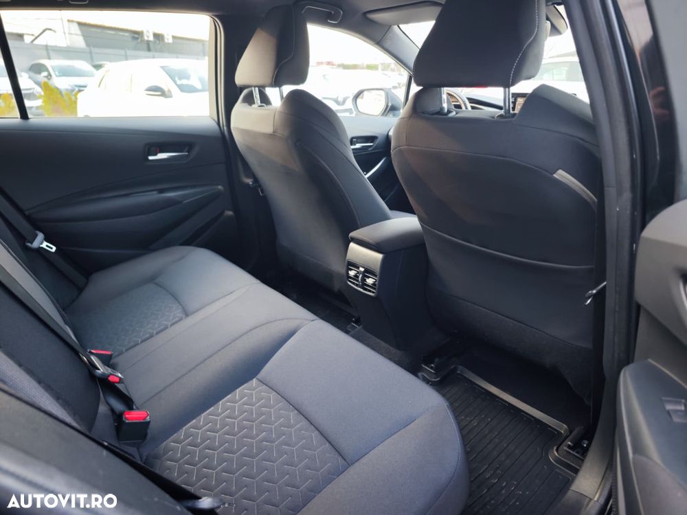 Toyota Corolla 2.0 HSD Dynamic interior Negru - 5