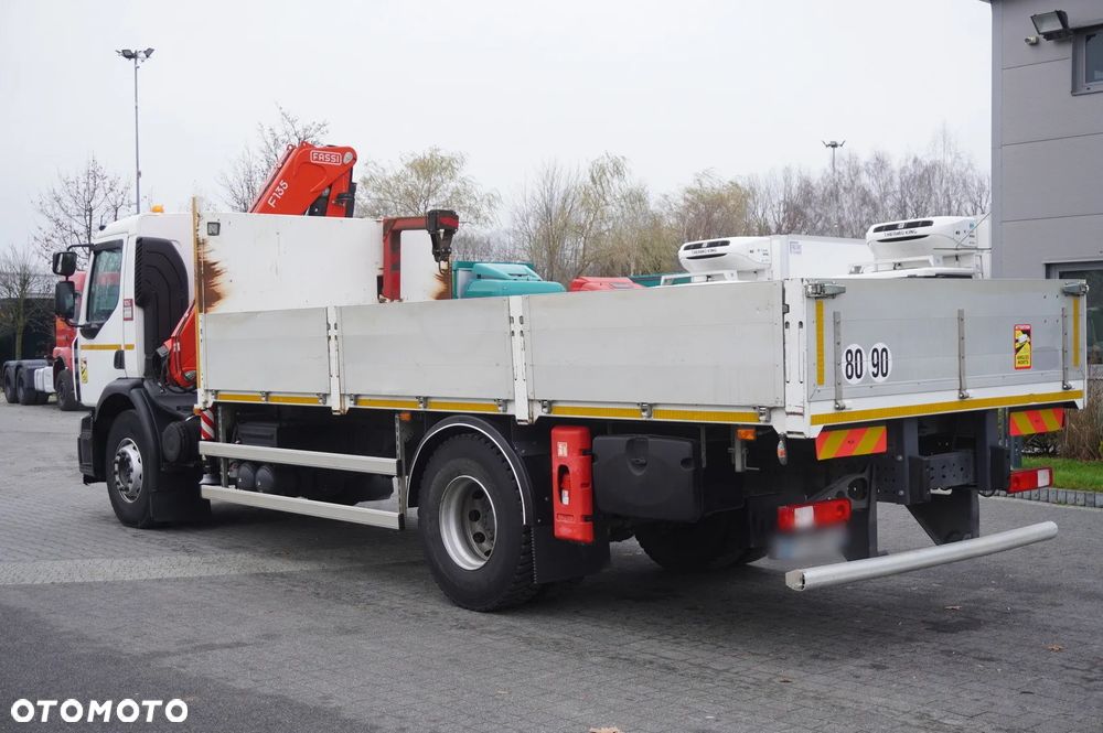 Renault C280 DTI 8 / HDS Fassi 5,6 t / Zasięg 8 m / Platforma 15 EPAL - 9