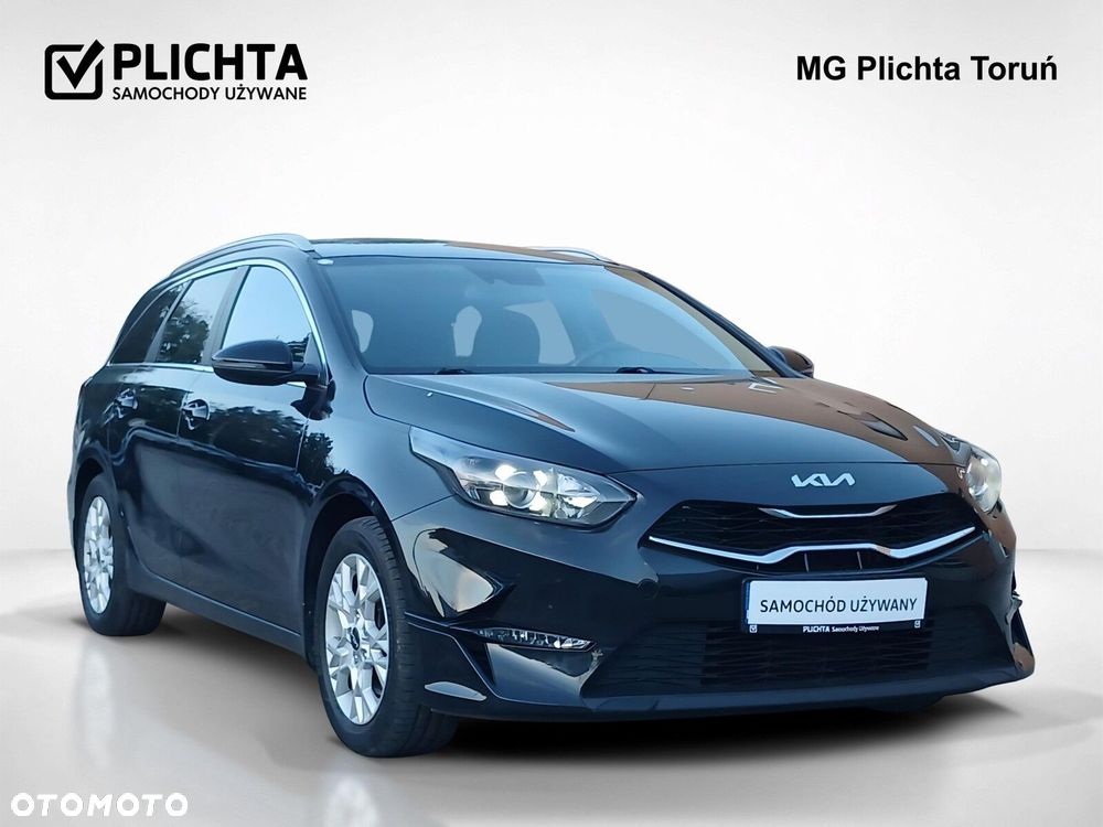 Kia Ceed - 8