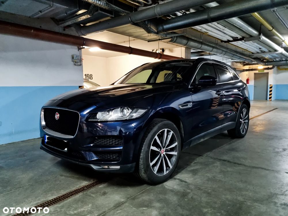 Jaguar F-Pace 30t AWD Prestige - 1