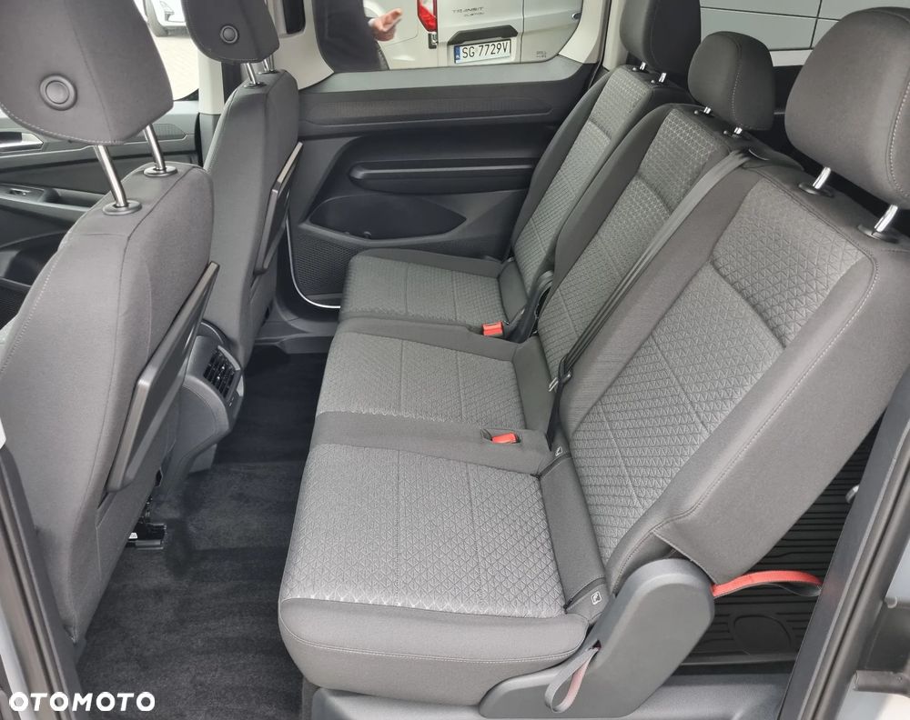 Ford Tourneo Connect Grand - 5