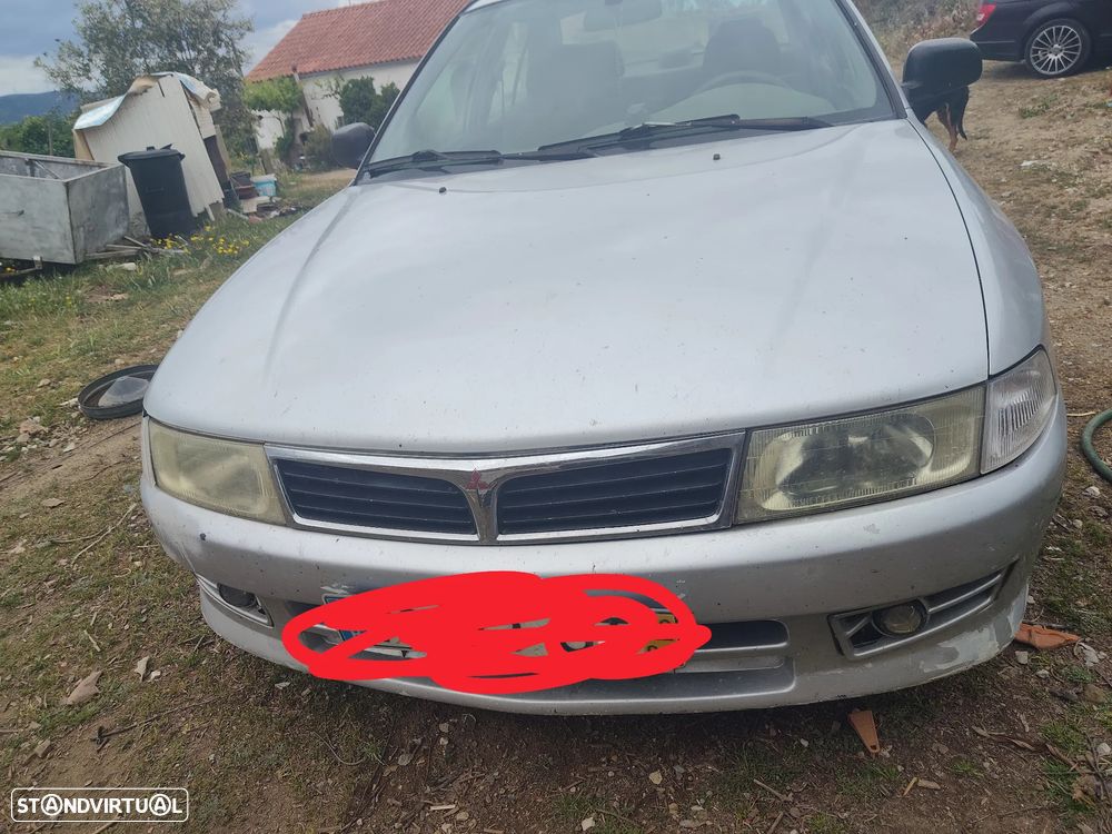 Mitsubishi Lancer 1.3 GLX - 1