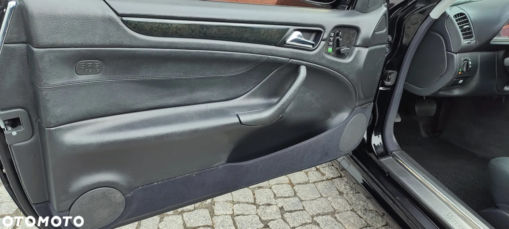 Mercedes-Benz CLK 430 - 13