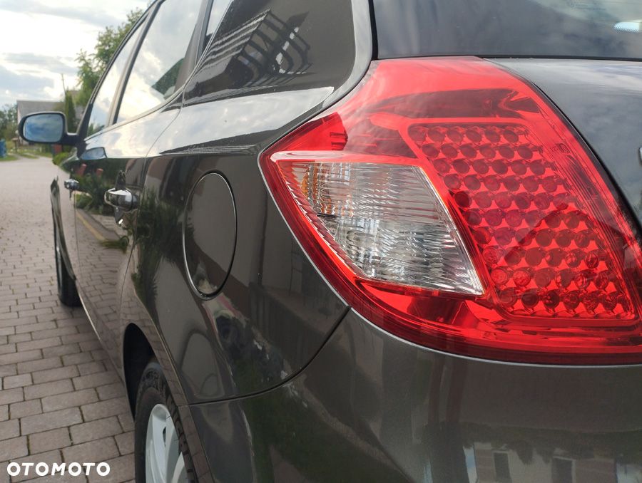 Kia Ceed 1.4 CVVT Spirit - 24