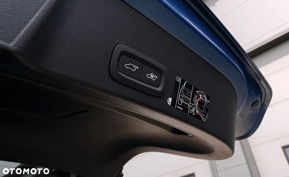 Volvo XC 40 T5 AWD Geartronic R-Design - 38