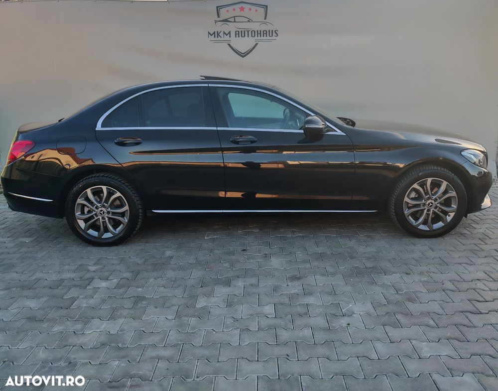 Mercedes-Benz C - 10