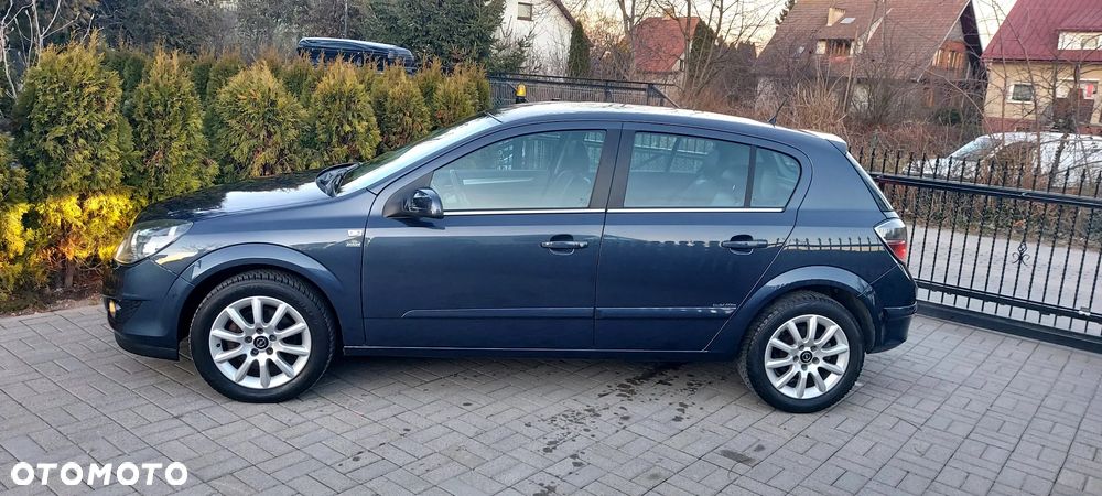 Opel Astra 1.8 Edition Plus - 19