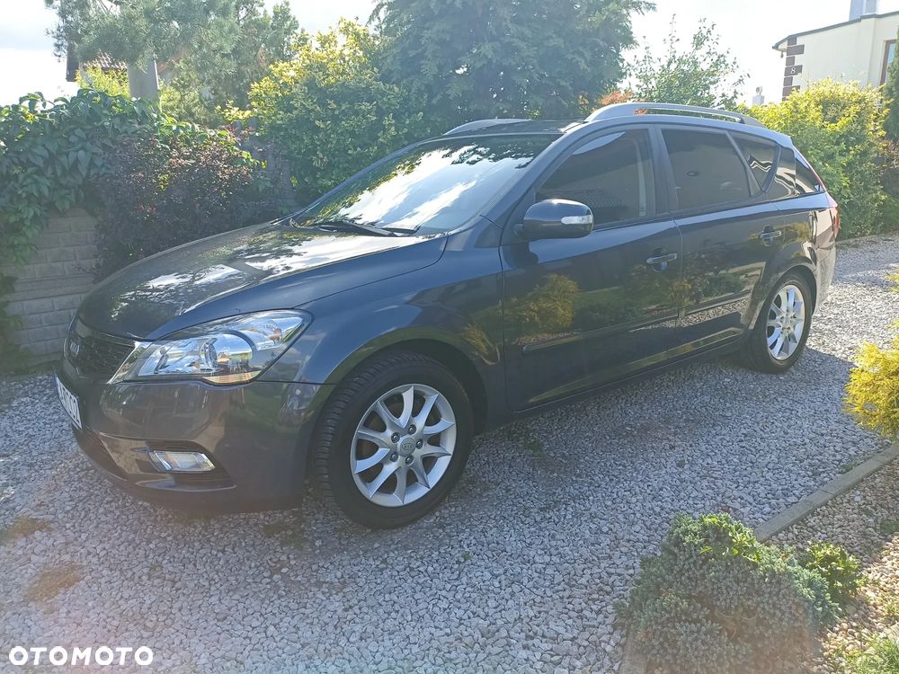 Kia Ceed - 15