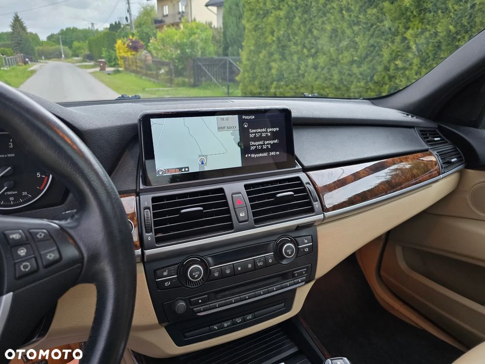 BMW X5 xDrive35d - 23