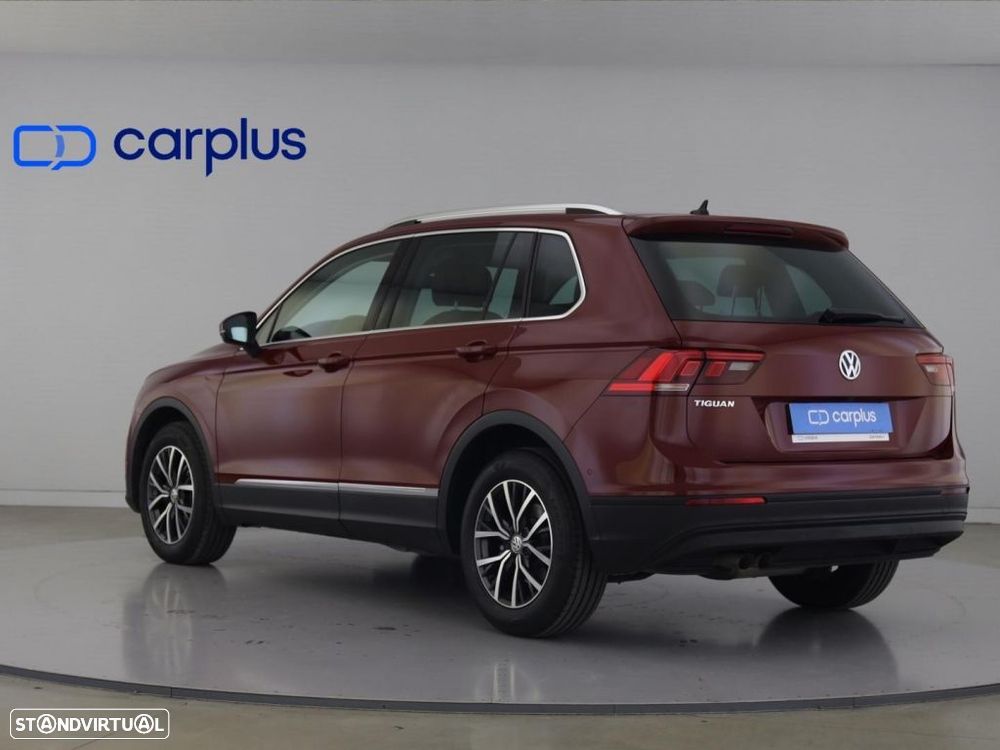 VW Tiguan 2.0 TDI Highline DSG - 5