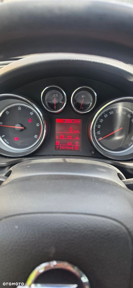 Opel Insignia - 8