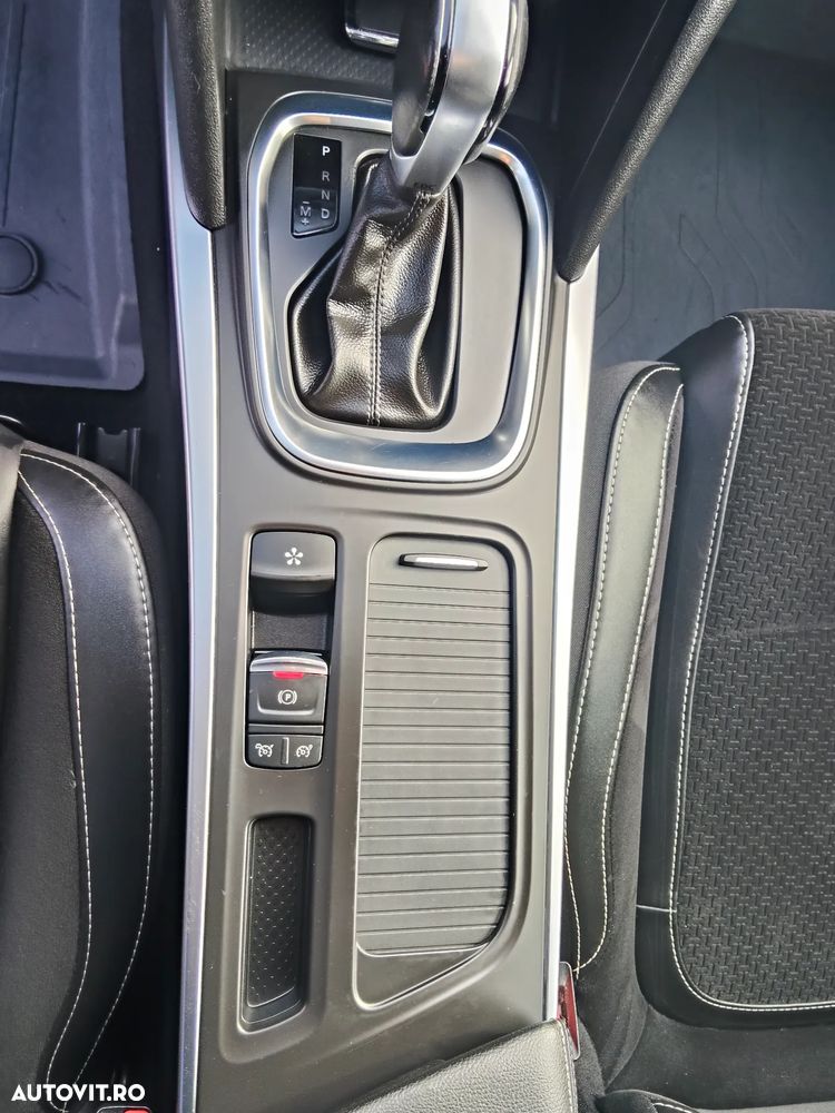 Renault Megane ENERGY dCi 110 EDC INTENS - 18