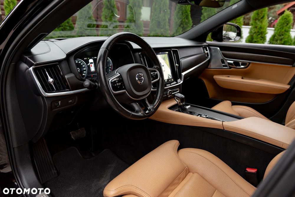 Volvo V90 Cross Country D5 AWD Geartronic Pro - 17
