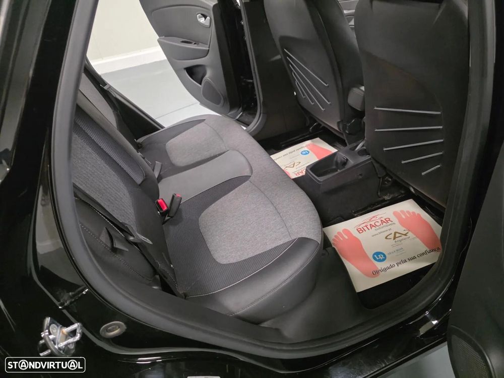 Renault Captur - 22