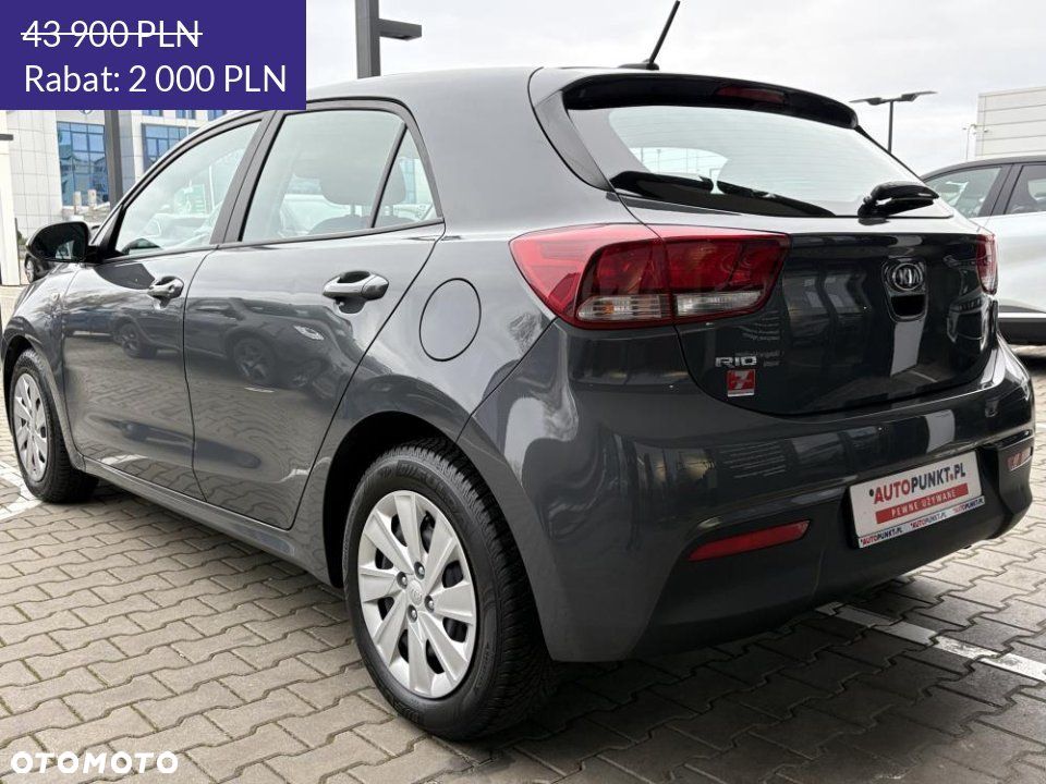 Kia Rio - 15
