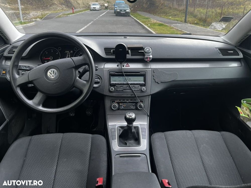 Volkswagen Passat 1.6 TDI BlueMotion Technology Trendline - 2