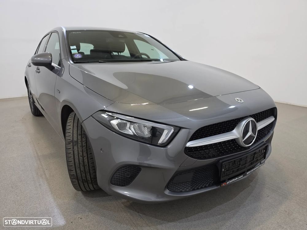 Mercedes-Benz A 250 e Progressive - 2
