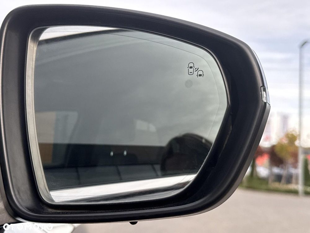 DS Automobiles DS 7 Crossback - 27