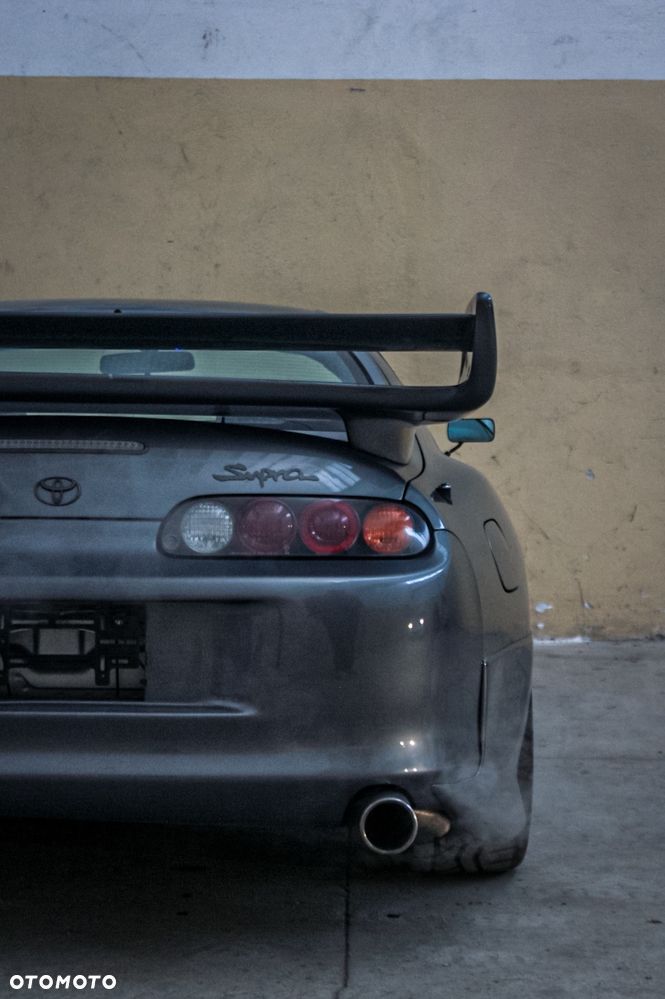 Toyota Supra - 9