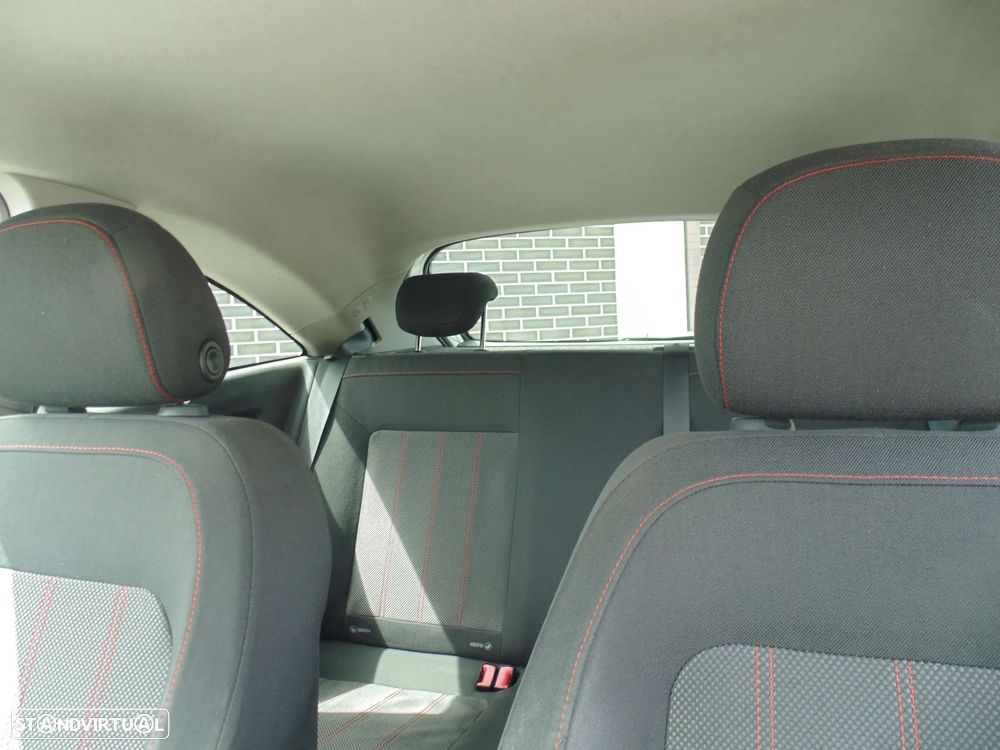 Opel Corsa 1.2 Black Edition 129g - 28