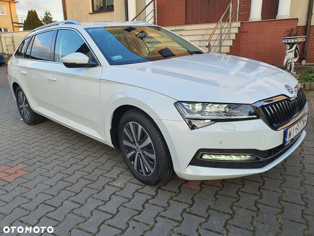 Skoda Superb 2.0 TDI SCR Style DSG - 5