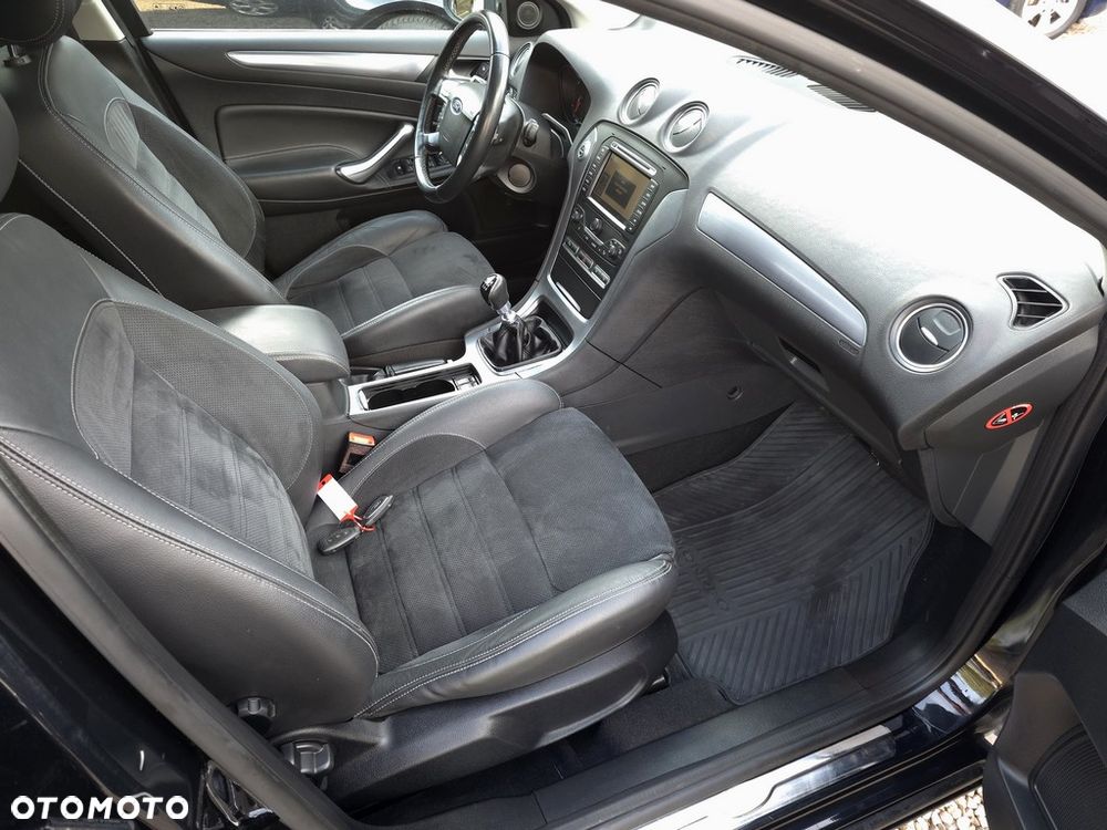 Ford Mondeo 2.0 TDCi Titanium - 13