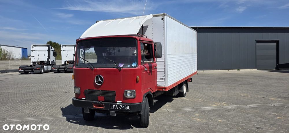 Mercedes-Benz LP 808 - 1