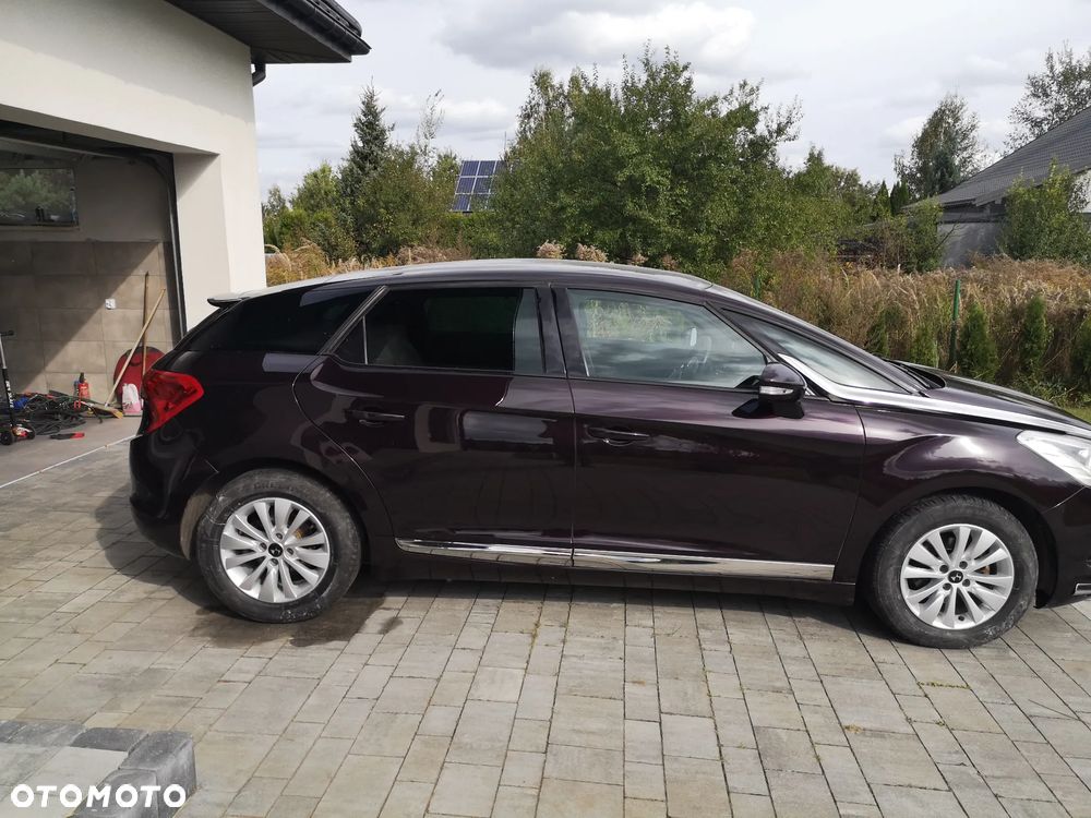 Citroën DS5 e-HDi 115 EGS6 SoChic - 7