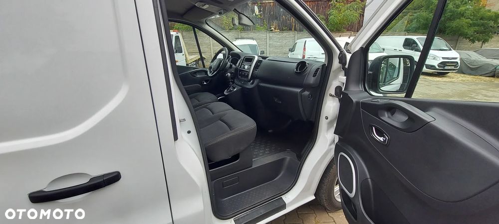 Opel VIVARO - 19