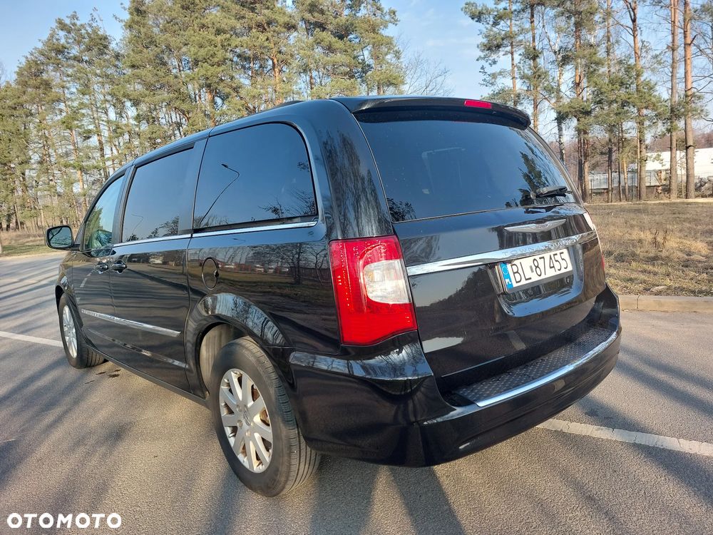 Chrysler Town & Country 3.6 Limited - 4