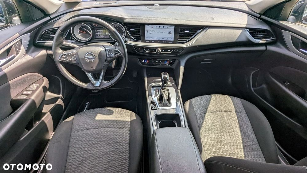 Opel Insignia 1.6 Automatik Edition - 21