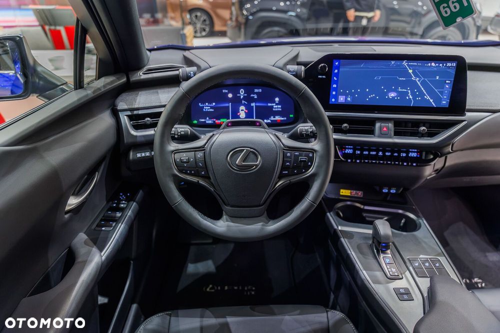 Lexus UX 300h F Sport Design - 25