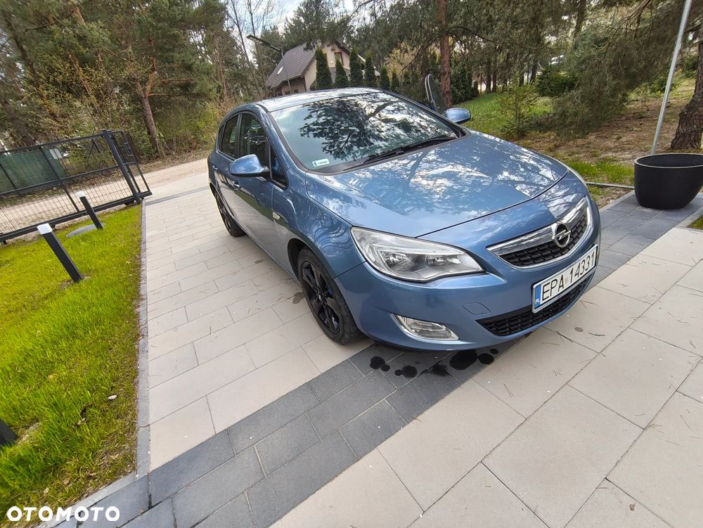 Opel Astra 1.4 Turbo Edition - 1
