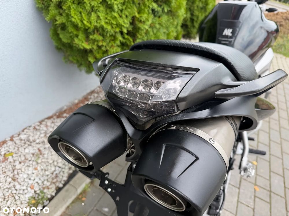 Yamaha FZ - 20