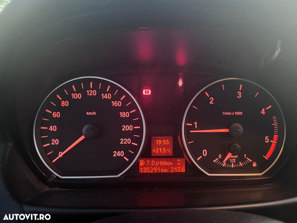 BMW Seria 1 118d - 14