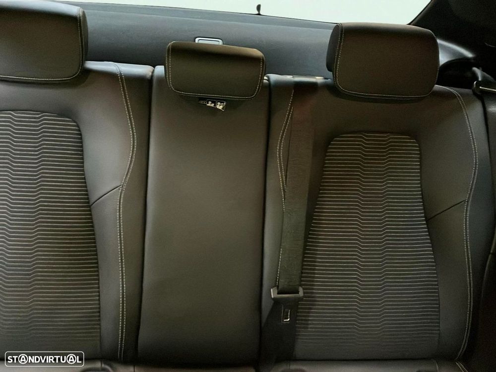 Mercedes-Benz A 250 Limousine - 17