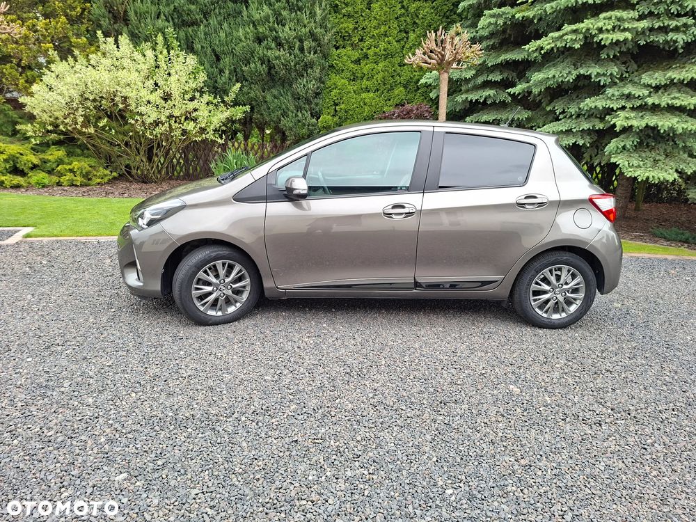 Toyota Yaris 1.5 Selection - 2