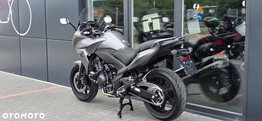 Honda CBF - 25